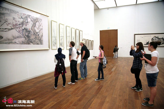 “2012天津·尹沧海书画艺术展”9月29日在天津美术馆隆重开幕。