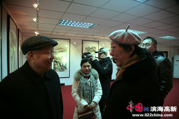 “盛世青绿”中国人民大学画院学术访问学者工作室作品展在津举行