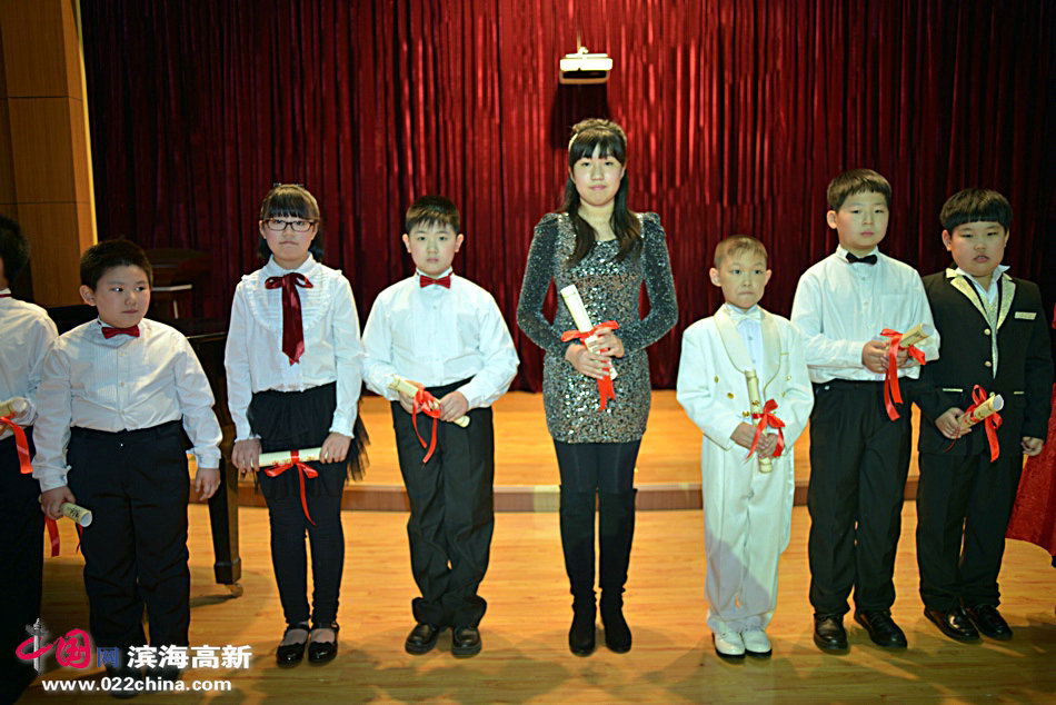 “音乐的足迹—艺铭天成文化艺术培训学校2013年新年音乐会”2月2日举办。