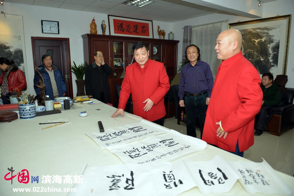 著名山水画家皮志刚绘画工作室落户杨柳青隐贤村。