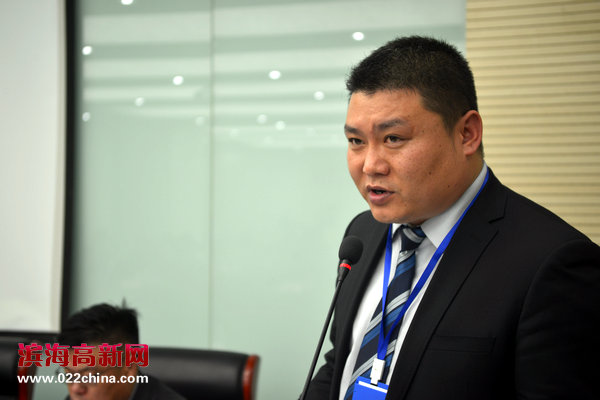 首任天津宁夏商会秘书长吴文君主持天津市宁夏商会第一次会员大会。