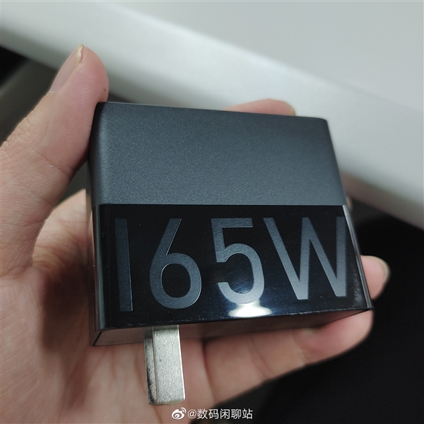 快充最强者红魔7诞生：全球首发165W 终结120W快充时代