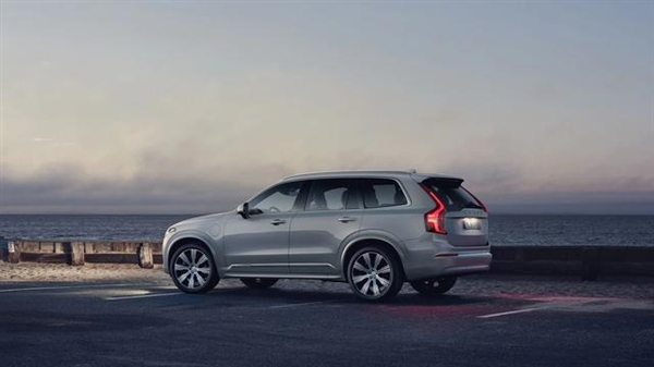 零百5.5秒、纯电续航59公里！最强沃尔沃XC90上市：售89.49万元